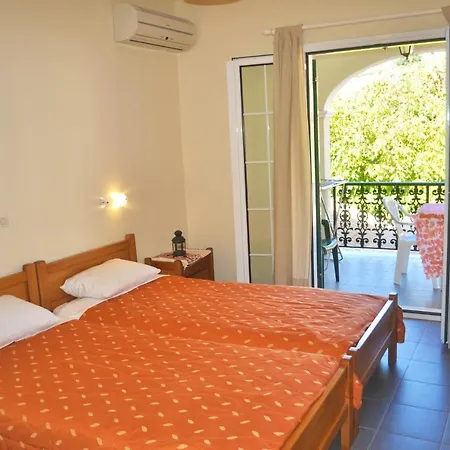 Yannis - On Agios Gordios In Corfu Appartement